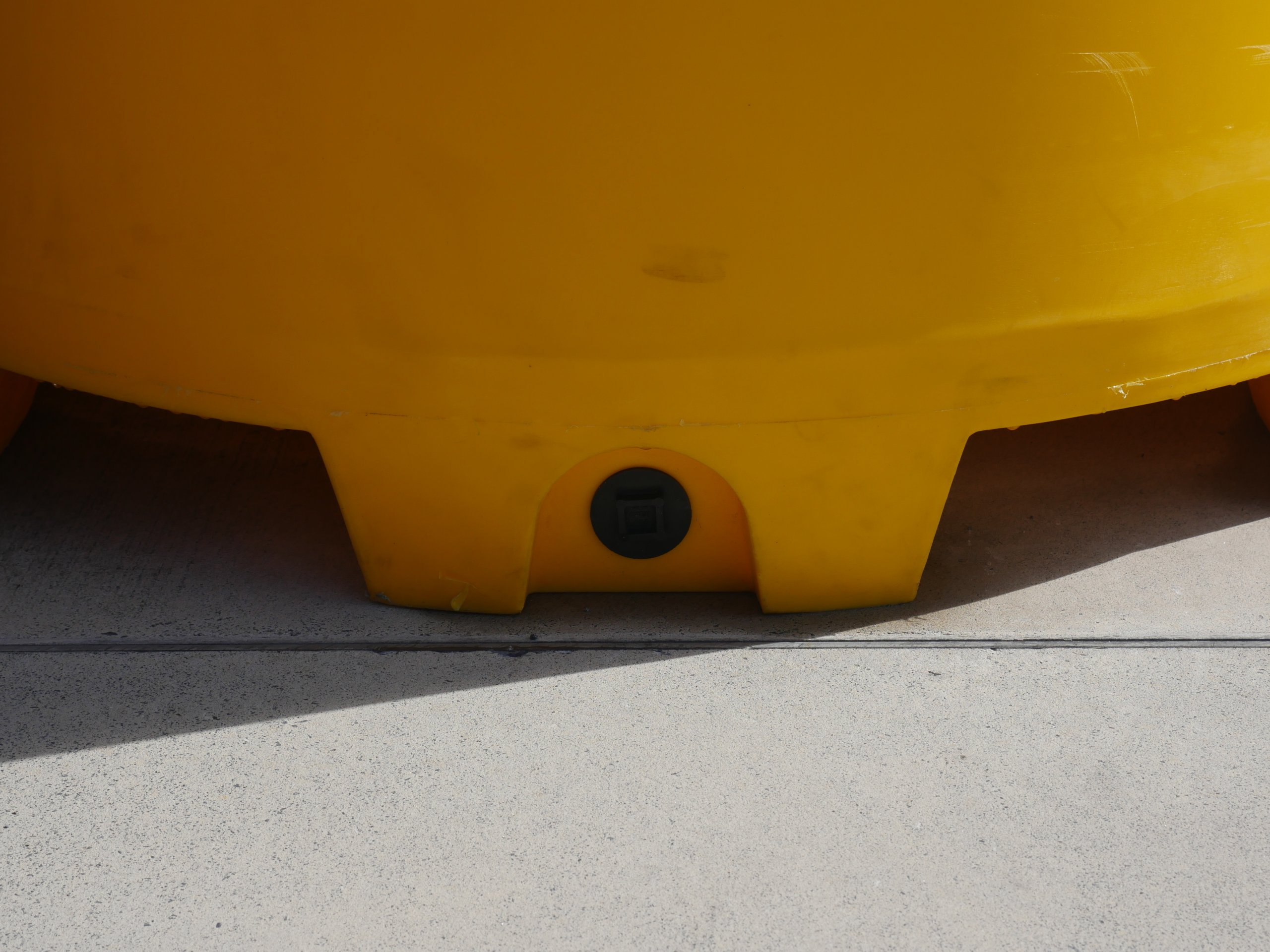 Bottom on Bollard Bottom on Bollard